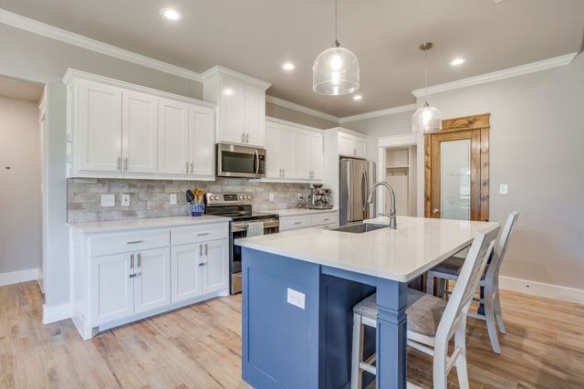 4017 Crick Court, Weatherford, TX 76087