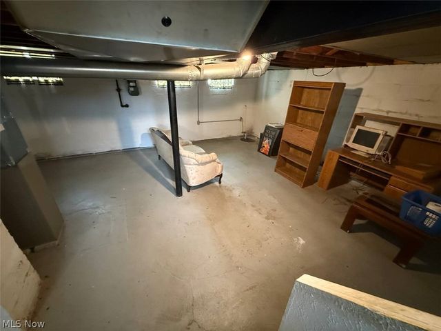 4076 E 187th Street, Cleveland, OH 44122