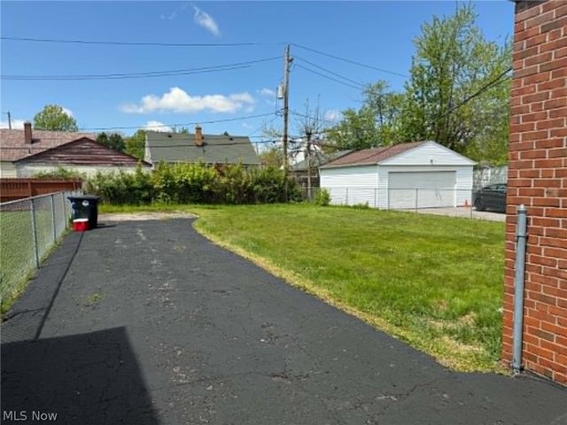 4076 E 187th Street, Cleveland, OH 44122