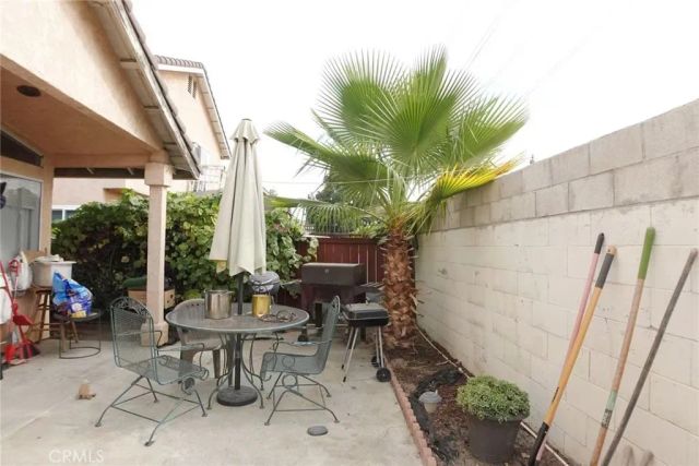 14419 Woodland Drive, Fontana, CA 92337