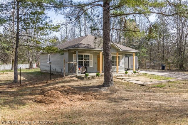 3109 Clear Creek Road, Alma, AR 72921