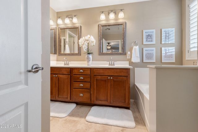 3777 E BRIDGEPORT Parkway, Gilbert, AZ 85295