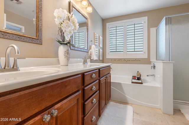 3777 E BRIDGEPORT Parkway, Gilbert, AZ 85295