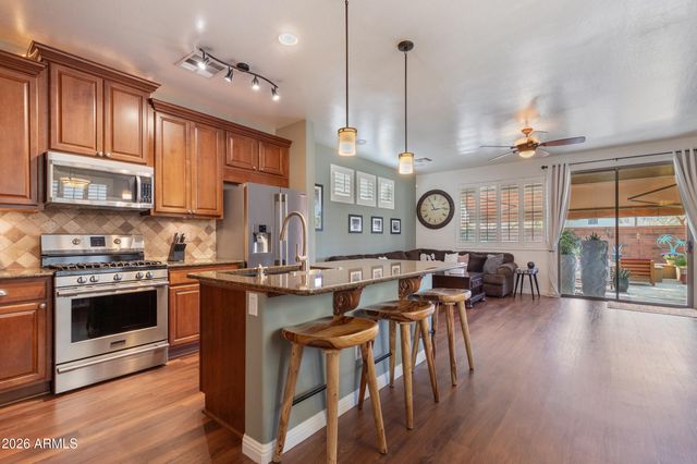 3777 E BRIDGEPORT Parkway, Gilbert, AZ 85295