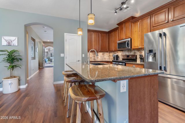 3777 E BRIDGEPORT Parkway, Gilbert, AZ 85295