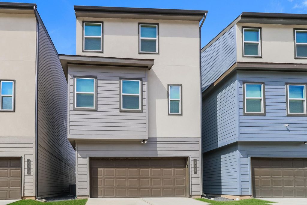 18412 Idyllic Alley, Shenandoah, TX 77385