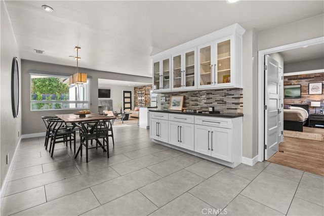 2103 Continental, Costa Mesa, CA 92627