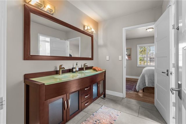 2103 Continental, Costa Mesa, CA 92627
