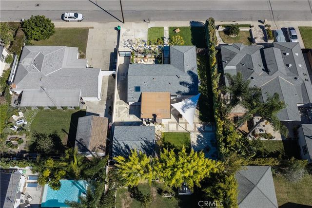 2103 Continental, Costa Mesa, CA 92627
