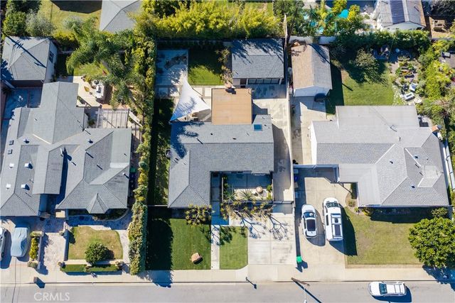 2103 Continental, Costa Mesa, CA 92627