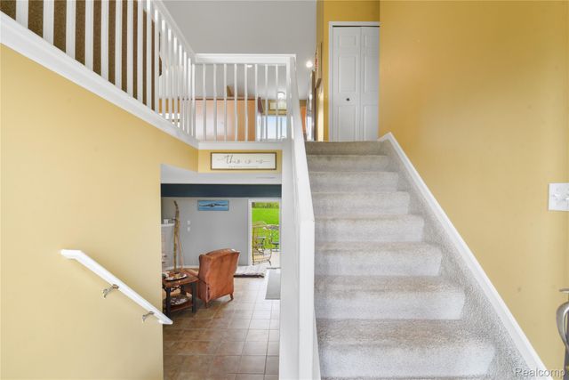 29229 Hunter Court, Brownstown Charter Township, MI 48183