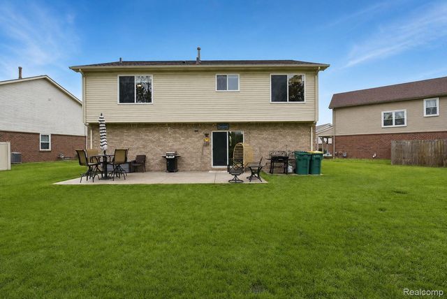 29229 Hunter Court, Brownstown Charter Township, MI 48183