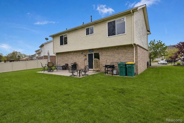 29229 Hunter Court, Brownstown Charter Township, MI 48183