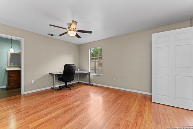 451 N SAN JOAQUIN AVE, San Antonio, TX 78228