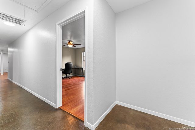 451 N SAN JOAQUIN AVE, San Antonio, TX 78228