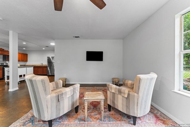 451 N SAN JOAQUIN AVE, San Antonio, TX 78228