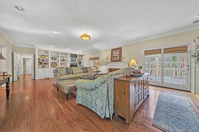 3606 Wellington DR, Roanoke, VA 24014