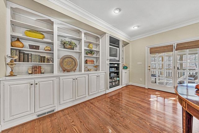 3606 Wellington DR, Roanoke, VA 24014
