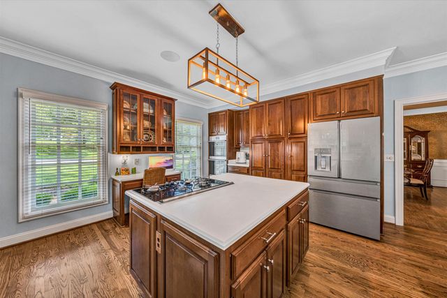 3606 Wellington DR, Roanoke, VA 24014