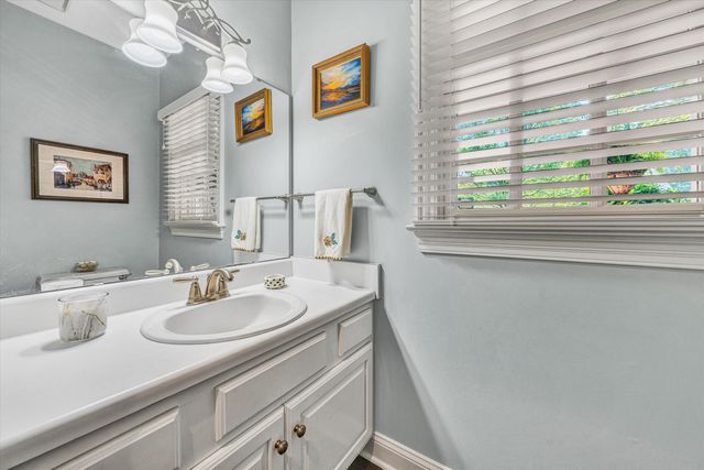 3606 Wellington DR, Roanoke, VA 24014