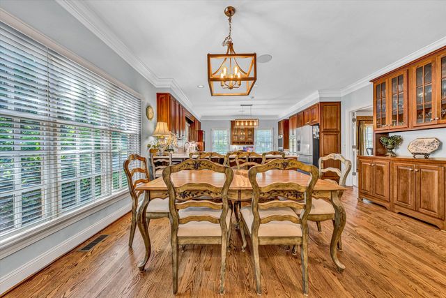3606 Wellington DR, Roanoke, VA 24014