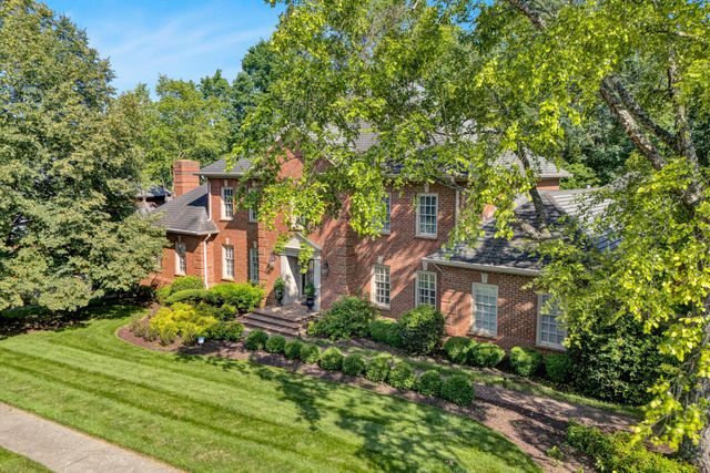 3606 Wellington DR, Roanoke, VA 24014