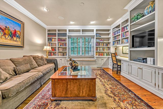 3606 Wellington DR, Roanoke, VA 24014