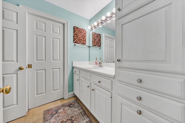 3606 Wellington DR, Roanoke, VA 24014