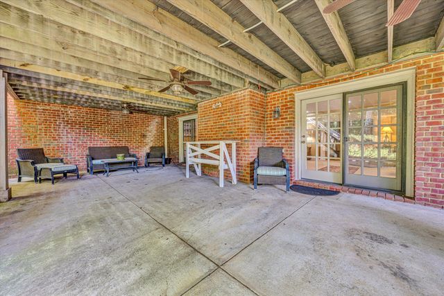 3606 Wellington DR, Roanoke, VA 24014