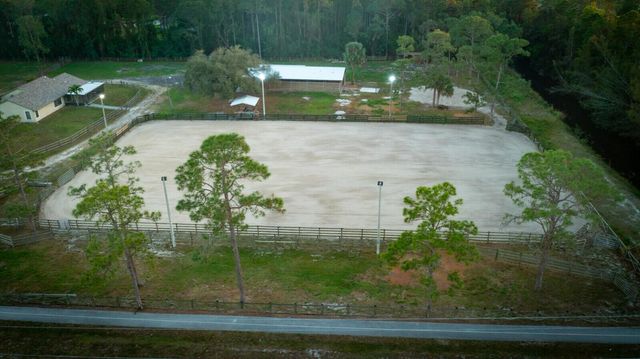 18080 W Sycamore Drive, The Acreage, FL 33470