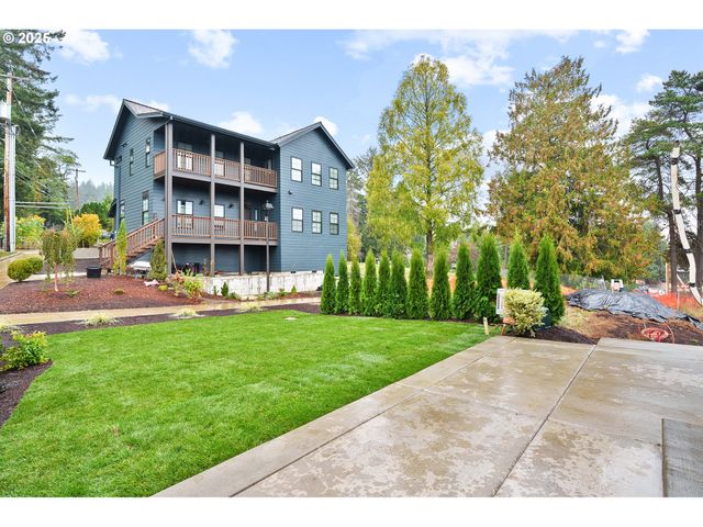 6024 Sw 18TH Dr, Portland, OR 97239