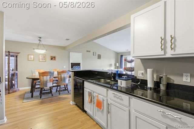21582 Majestic Drive, Trenton, MI 48183