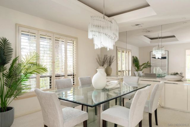 15943 Ranch Hollow Rd, Poway, CA 92064