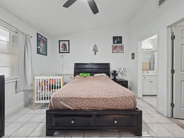 10151 NW 3rd Street, Pembroke Pines, FL 33026