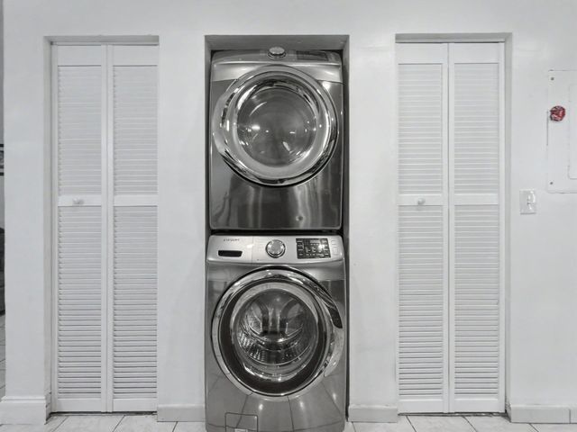 10151 NW 3rd Street, Pembroke Pines, FL 33026