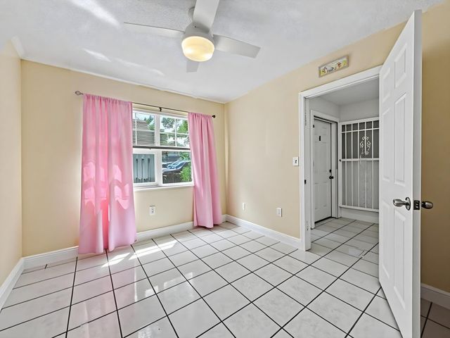 10151 NW 3rd Street, Pembroke Pines, FL 33026