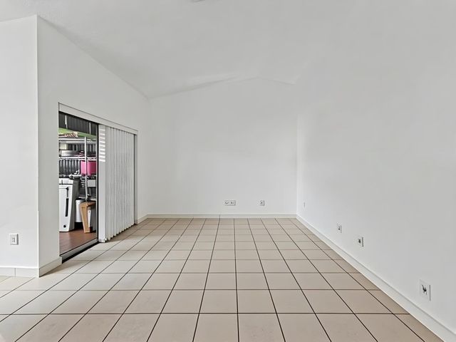 10151 NW 3rd Street, Pembroke Pines, FL 33026