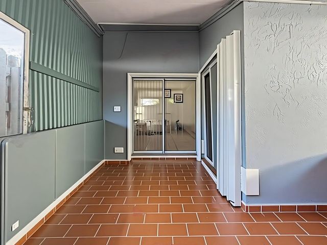 10151 NW 3rd Street, Pembroke Pines, FL 33026