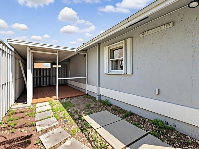 10151 NW 3rd Street, Pembroke Pines, FL 33026