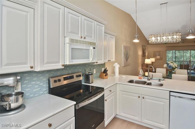 3685 BUTTONWOOD WAY 1523, Naples, FL 34112