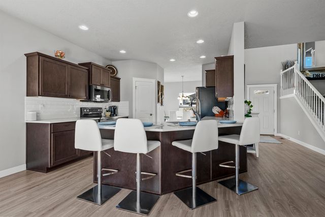 10316 N Lindeke Ct, Spokane, WA 99208