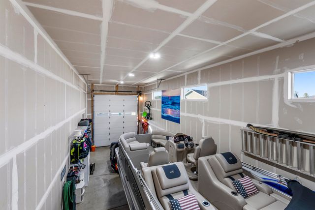 10316 N Lindeke Ct, Spokane, WA 99208