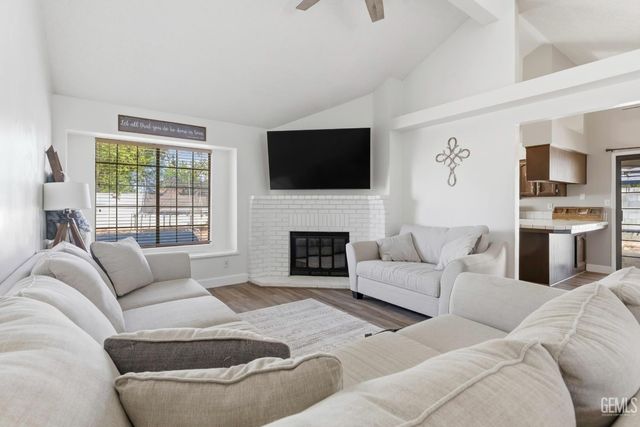 605 Jerlee Street, Bakersfield, CA 93314