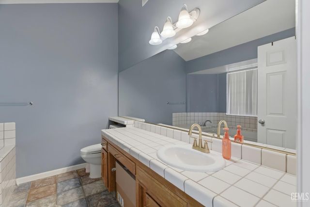 605 Jerlee Street, Bakersfield, CA 93314