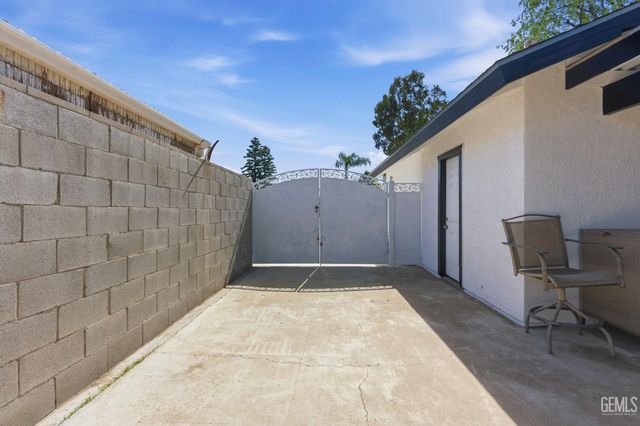 605 Jerlee Street, Bakersfield, CA 93314