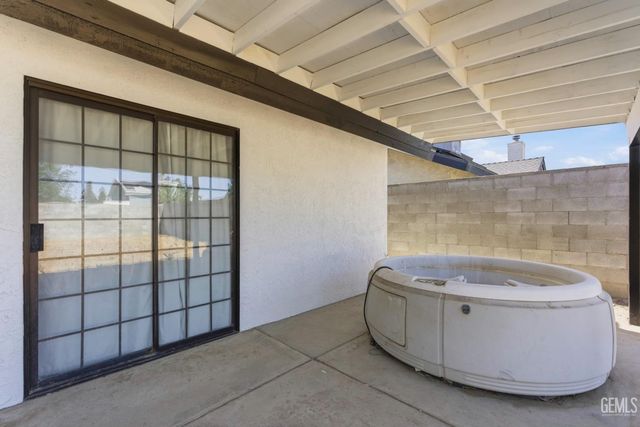 605 Jerlee Street, Bakersfield, CA 93314
