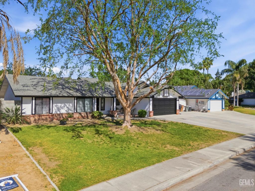 605 Jerlee Street, Bakersfield, CA 93314