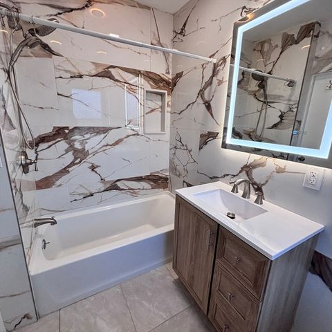 12 Pine St 2, Attleboro, MA 02703