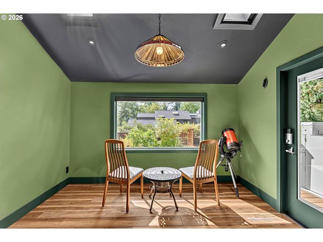 2294 MCLEAN Blvd, Eugene, OR 97405