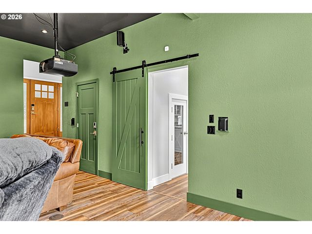 2294 MCLEAN Blvd, Eugene, OR 97405